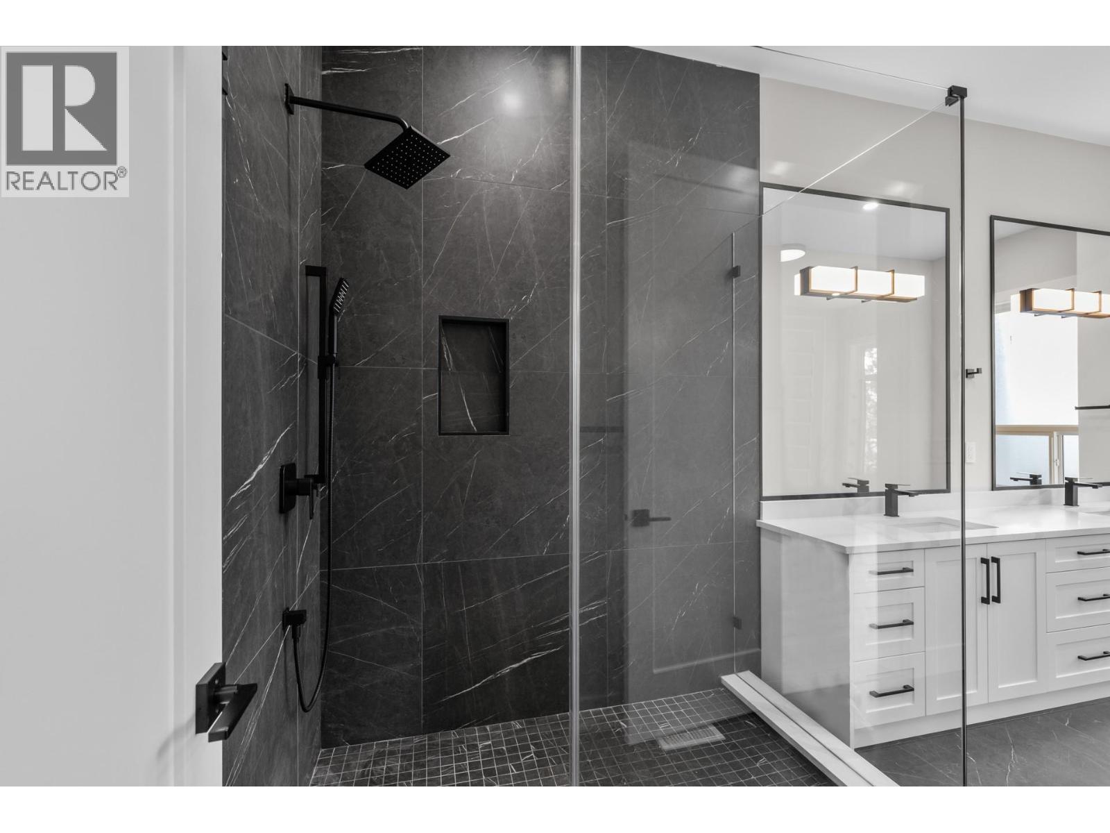 6052 Gerrie Road, Peachland