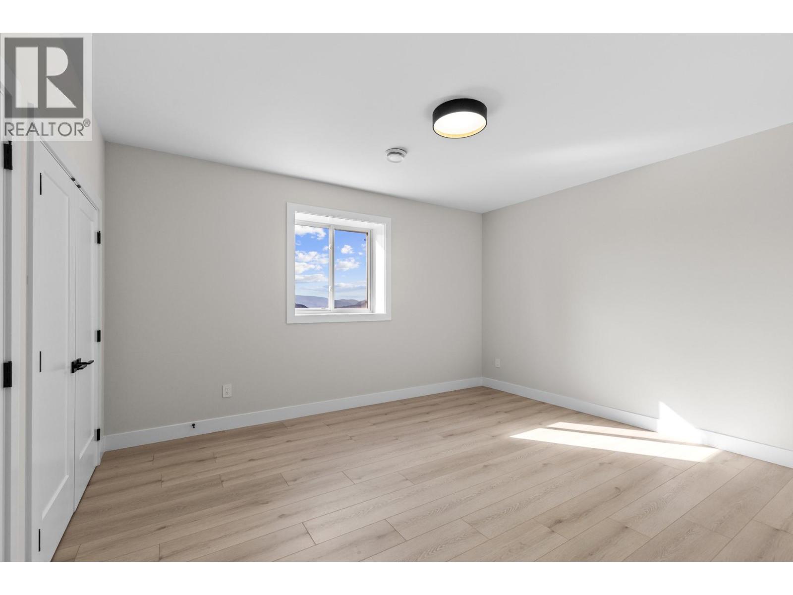 6052 Gerrie Road, Peachland