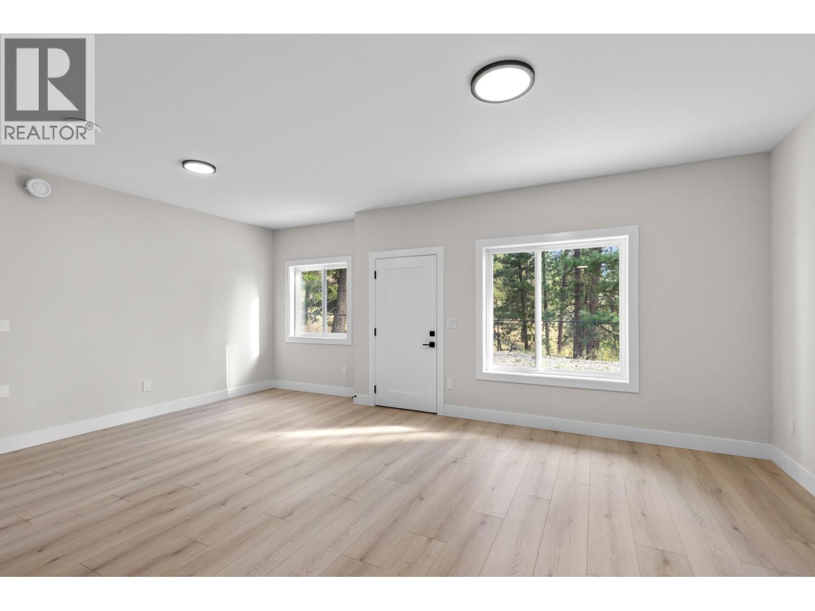 6052 Gerrie Road, Peachland