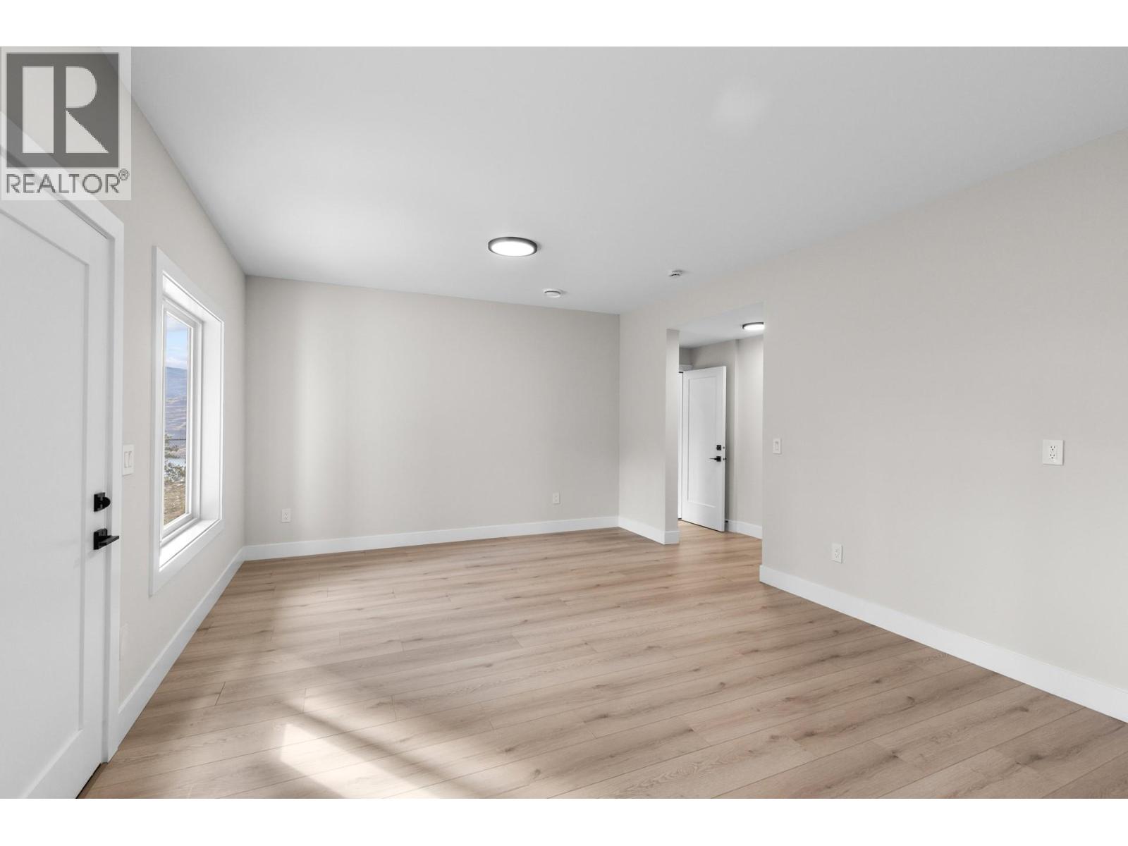 6052 Gerrie Road, Peachland