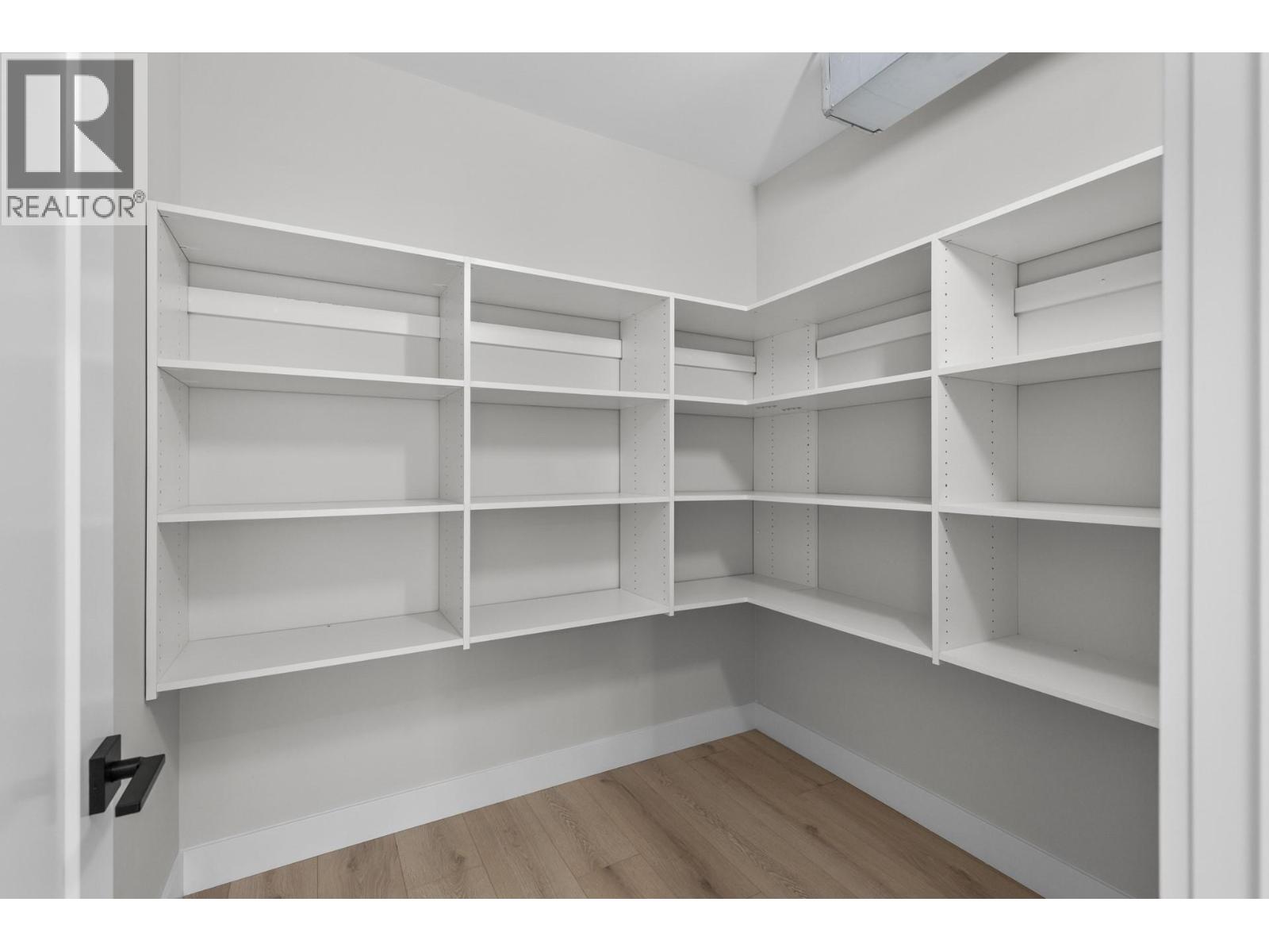 6052 Gerrie Road - 21