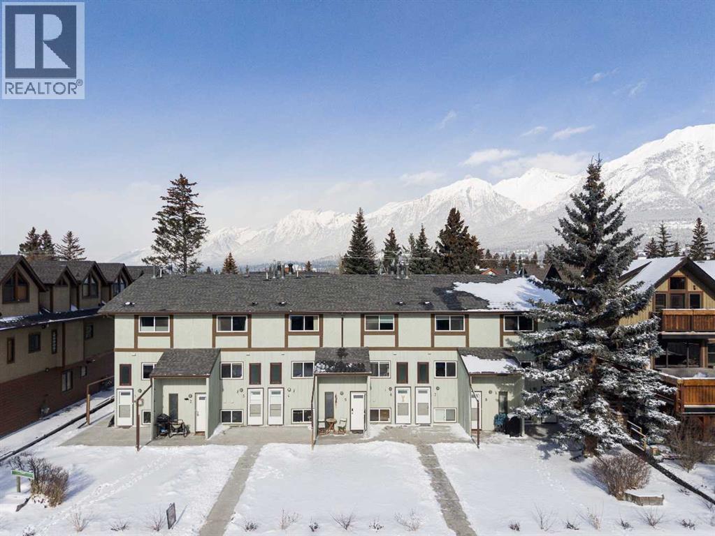 4, 630 3rd Street - Photo 2 of 49, Canmore, Alberta