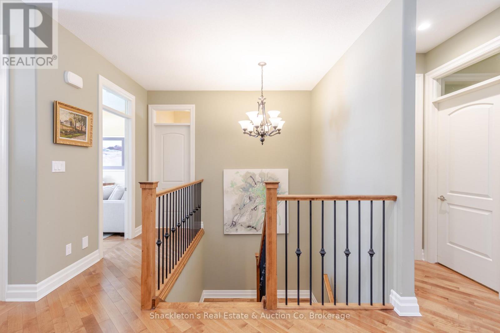 47 NORTH POINTE DRIVE - Photo 4 of 44, Stratford, Ontario