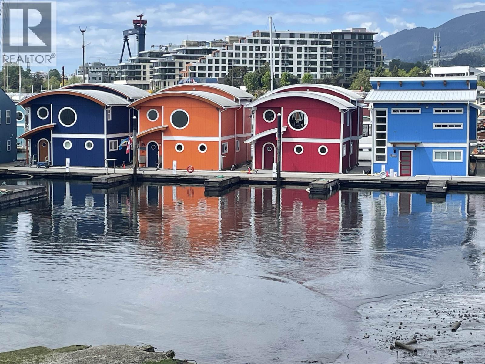 29 415 ESPLANADE AVENUE - Photo 3 of 35, North Vancouver, British Columbia