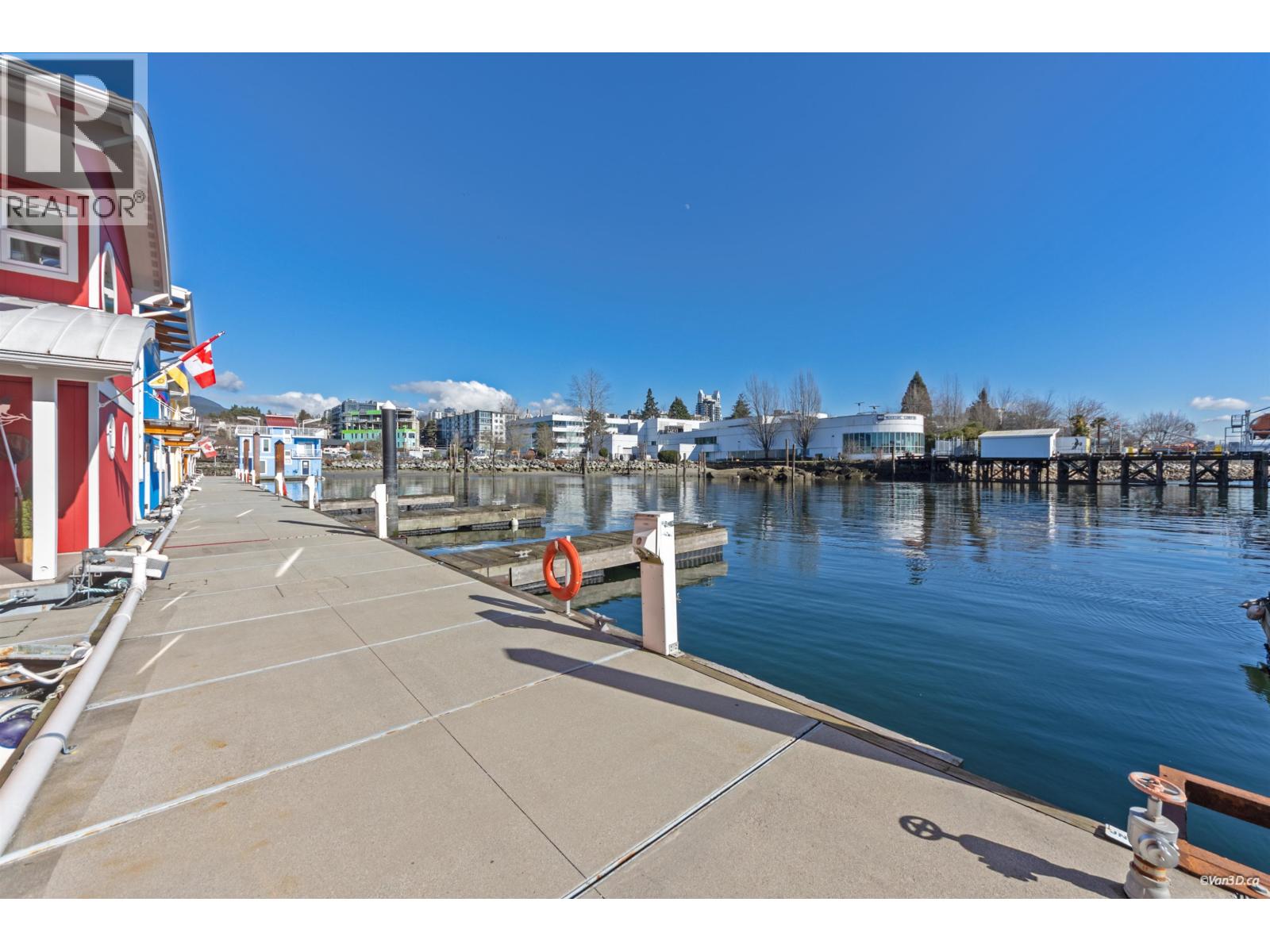 29 415 ESPLANADE AVENUE, North Vancouver