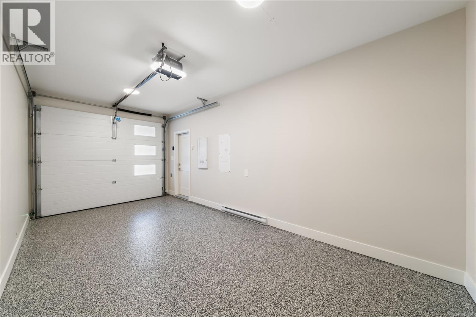  1210 Arcadiawood Court, Langford