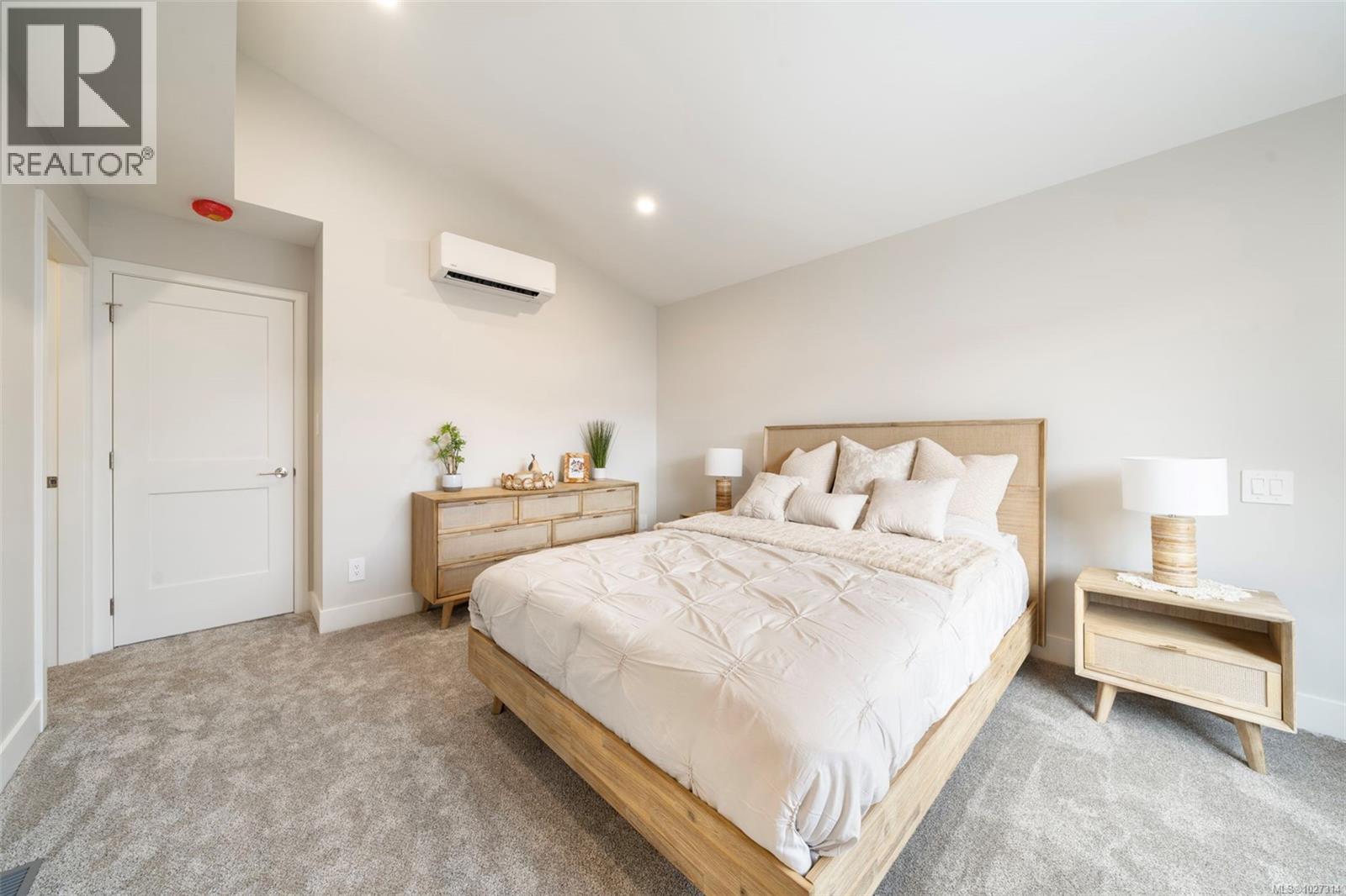  1203 Arcadiawood Court, Langford