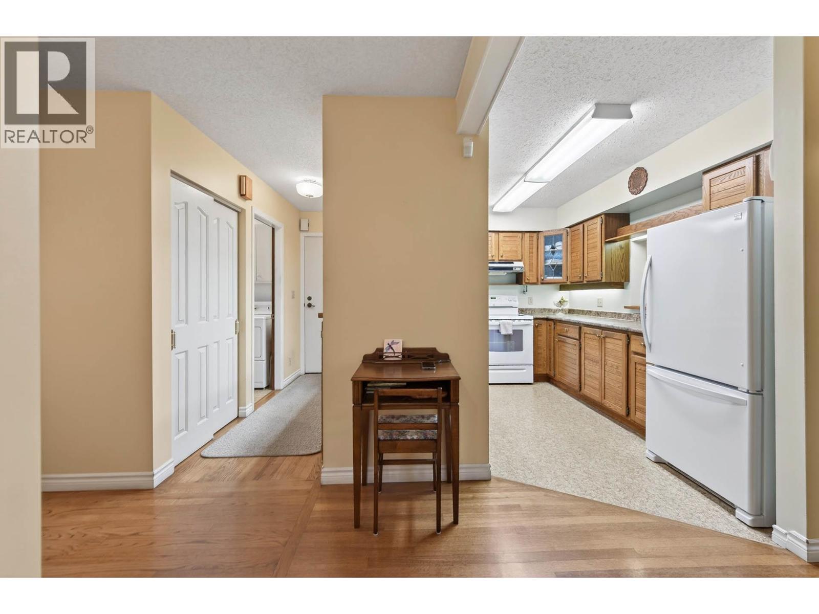 675 HUMPHREY ROAD - 14