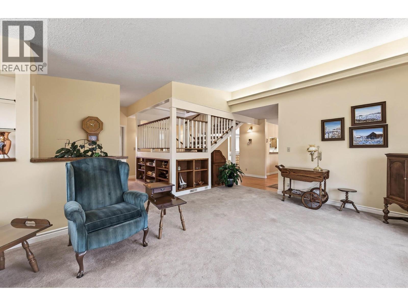 675 HUMPHREY ROAD - 21