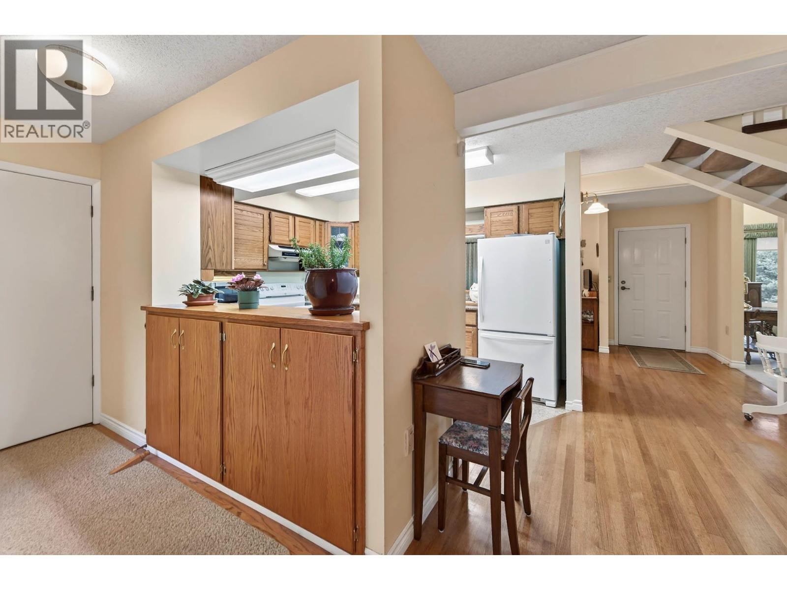 675 HUMPHREY ROAD - 12