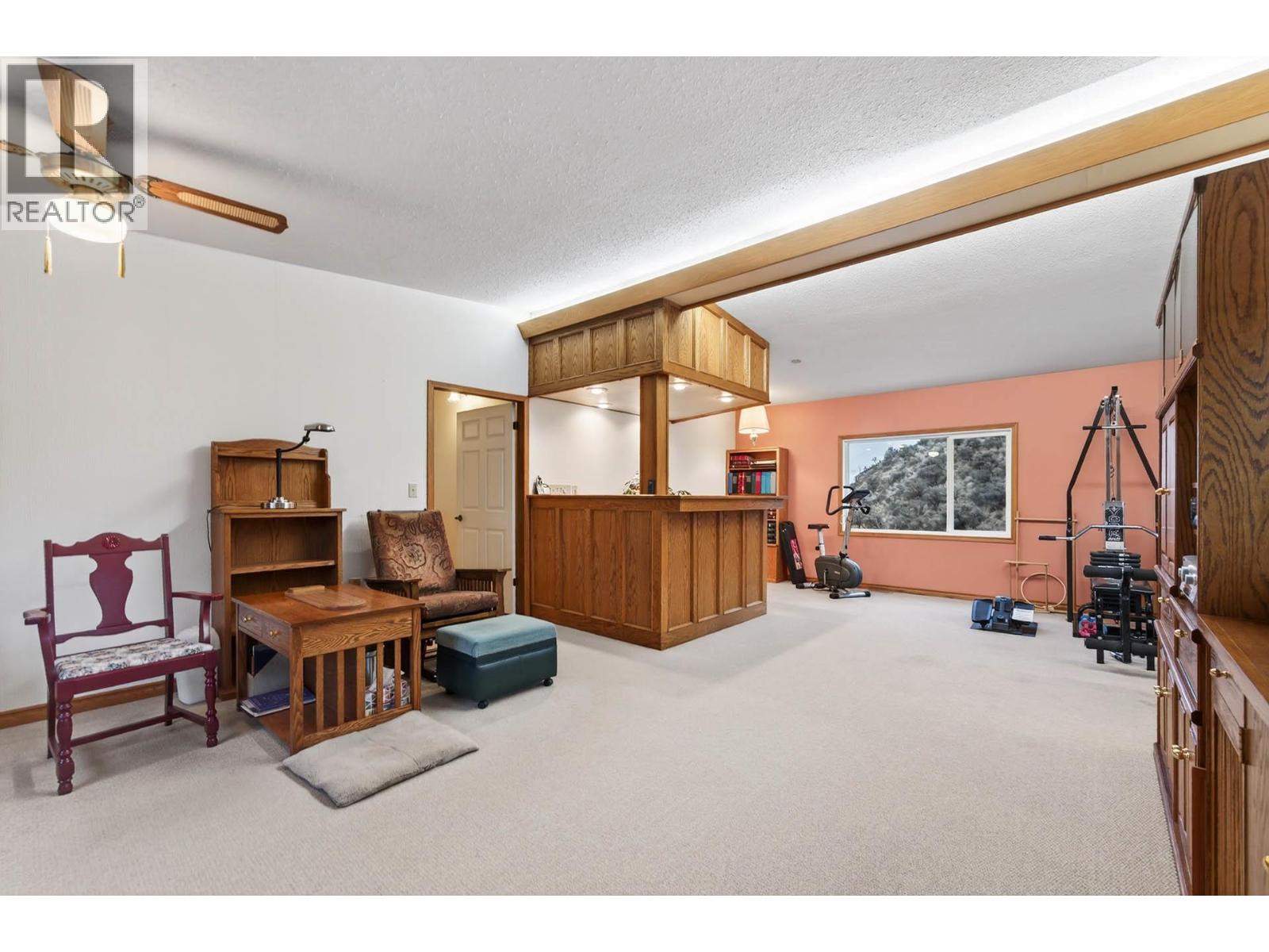 675 HUMPHREY ROAD - 43