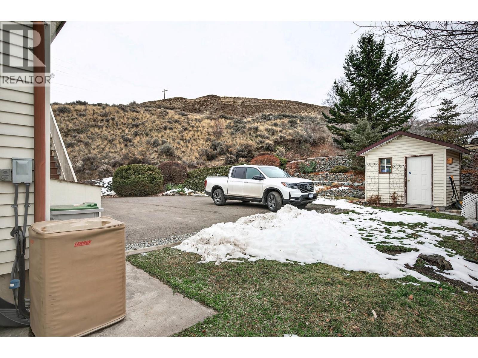 675 HUMPHREY ROAD - 71