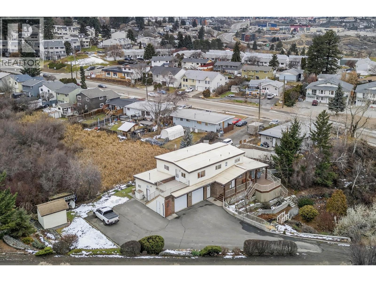 675 HUMPHREY ROAD - 53