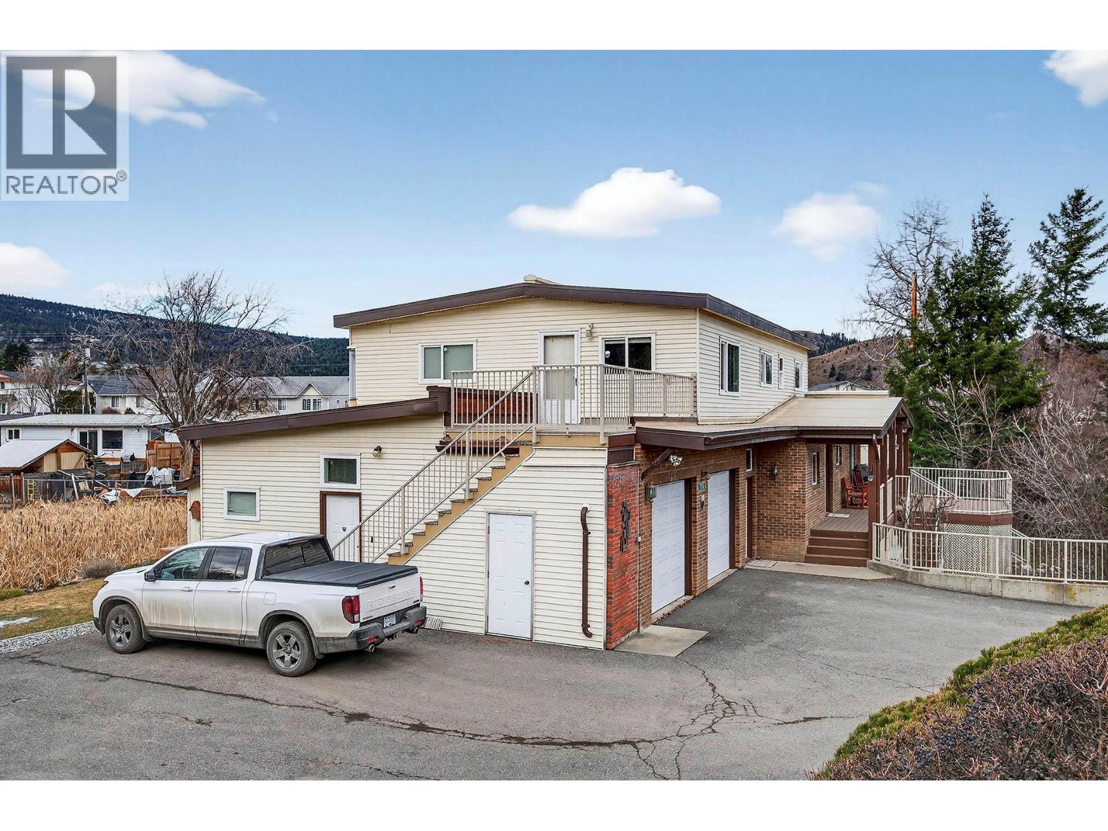 675 HUMPHREY ROAD - 92