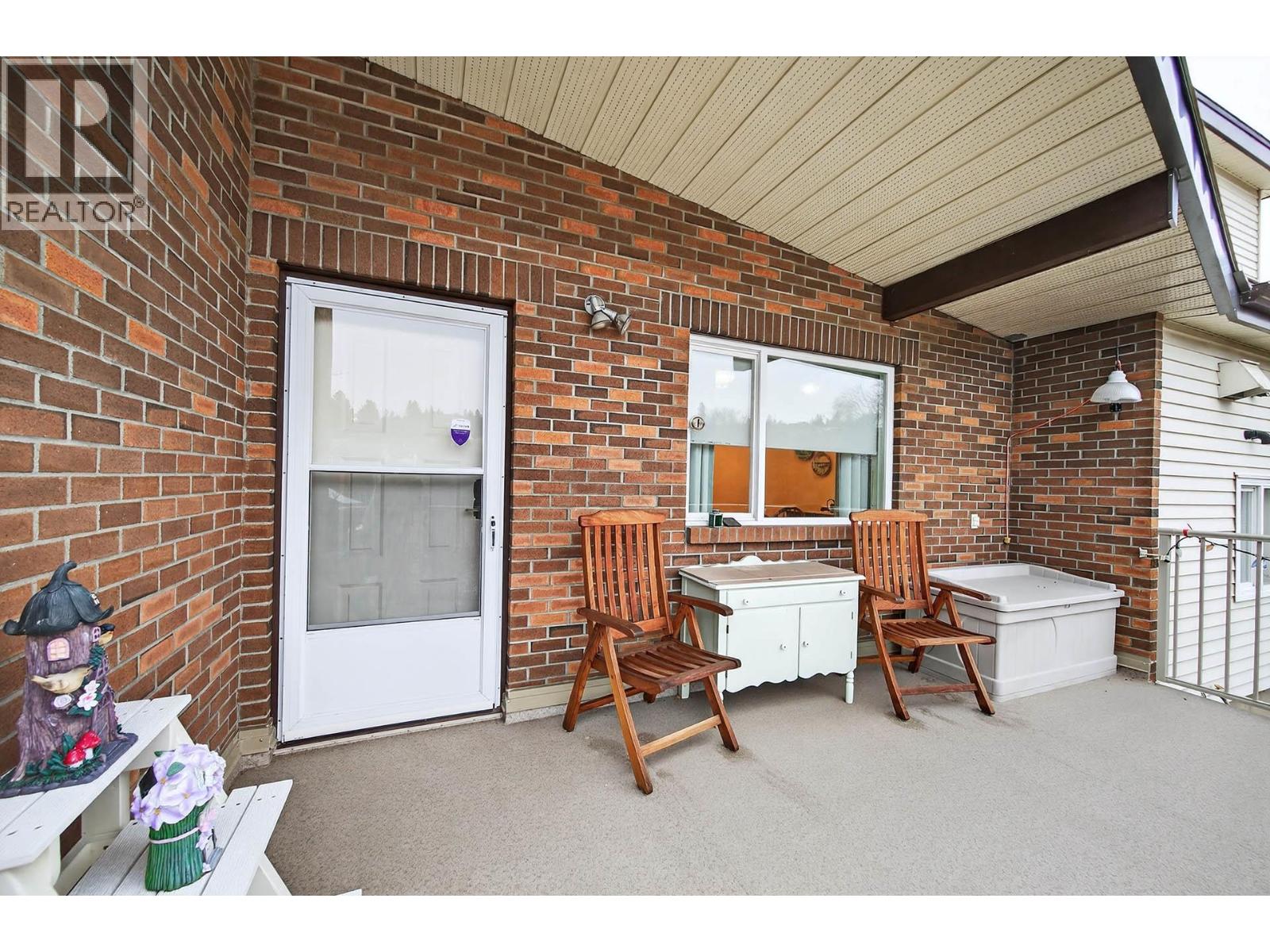 675 HUMPHREY ROAD - 77