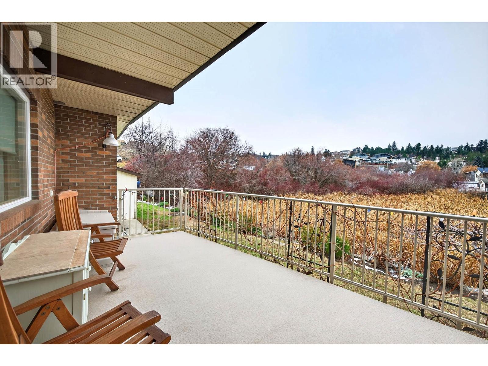 675 HUMPHREY ROAD - 76