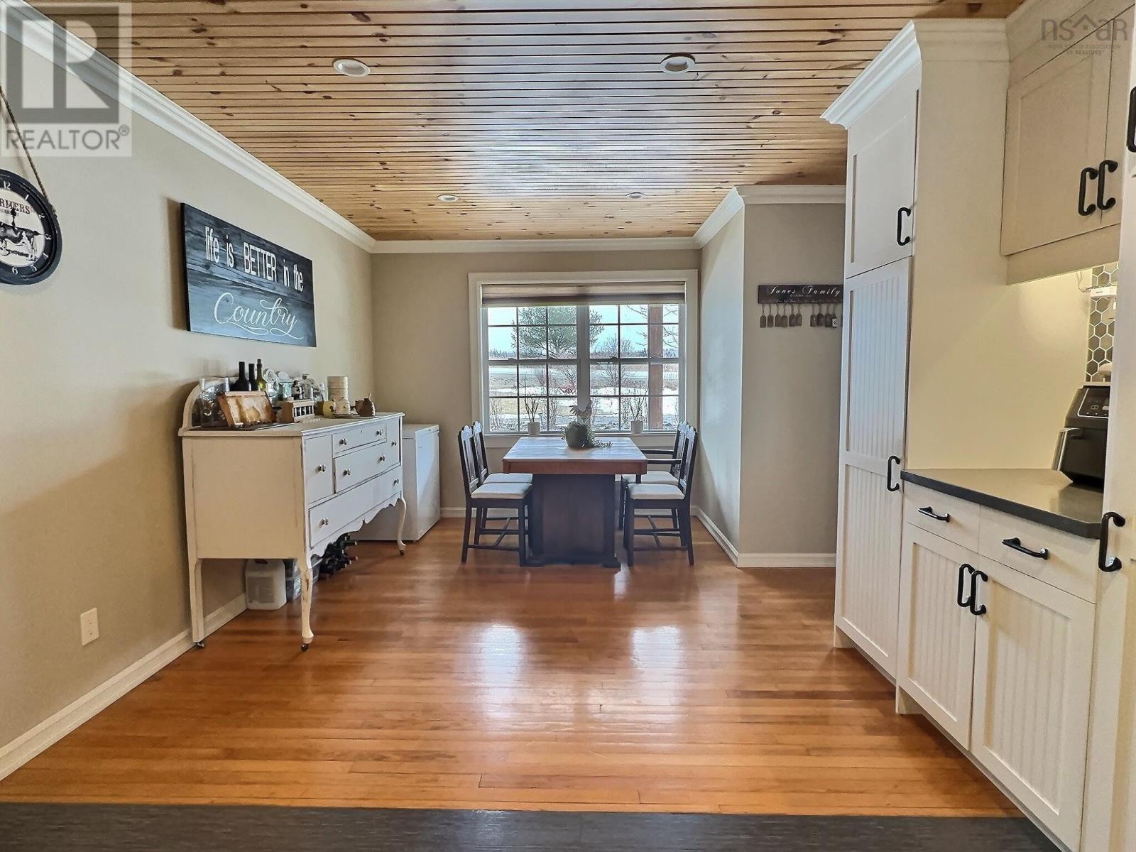 Property 7 of 14 of 1419 Ashdale Road