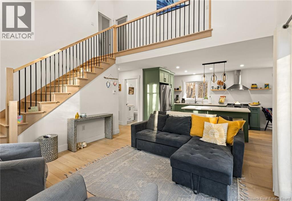 368 KAY ROAD - 7