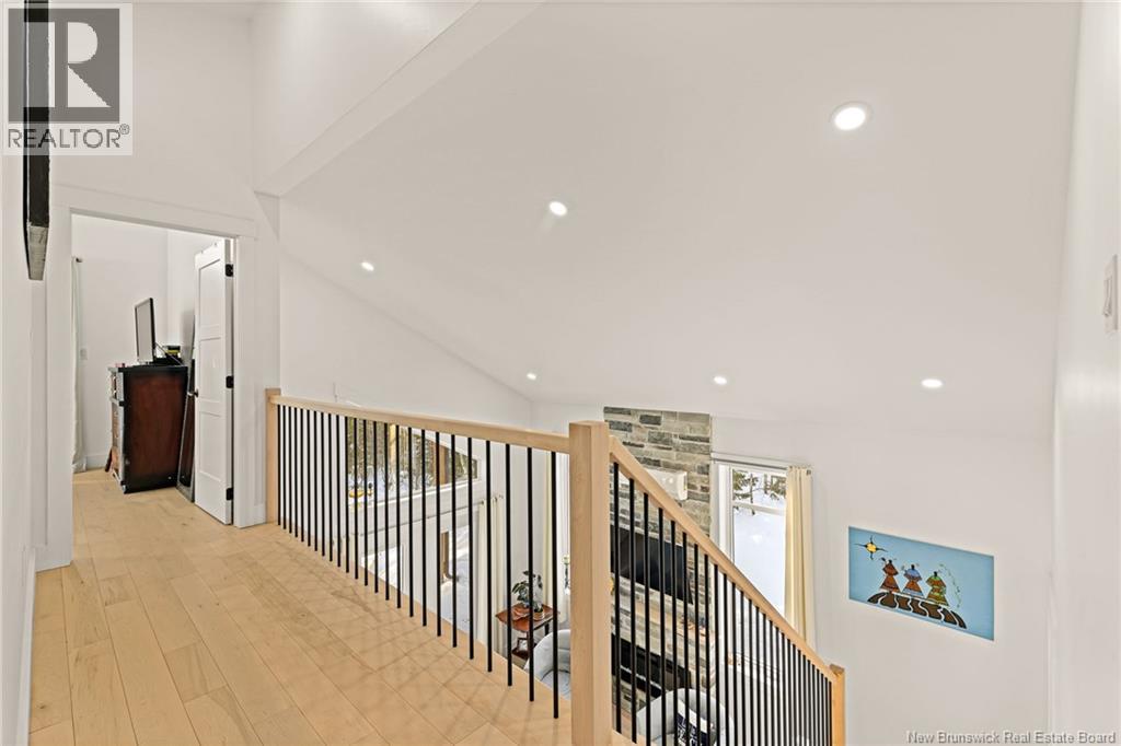 368 KAY ROAD - 26