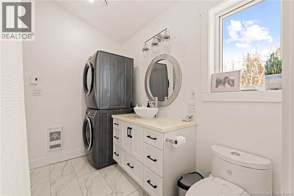368 KAY ROAD - 34