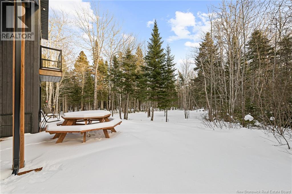 368 KAY ROAD - 35
