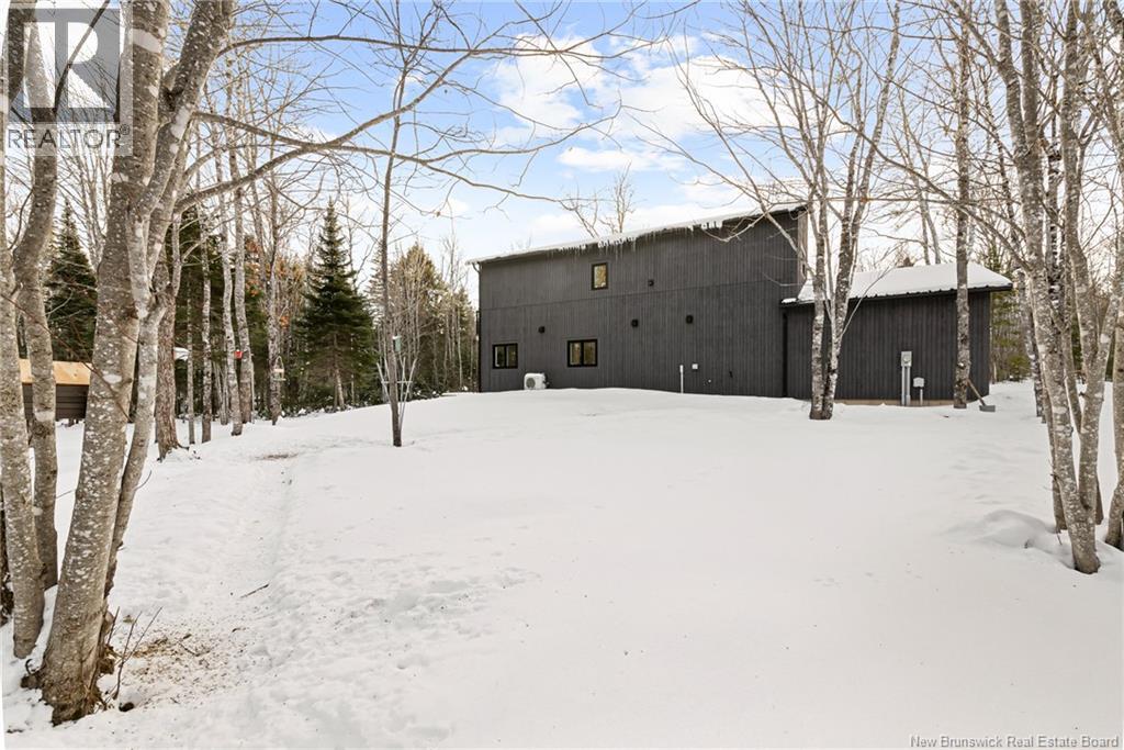 368 KAY ROAD - 41