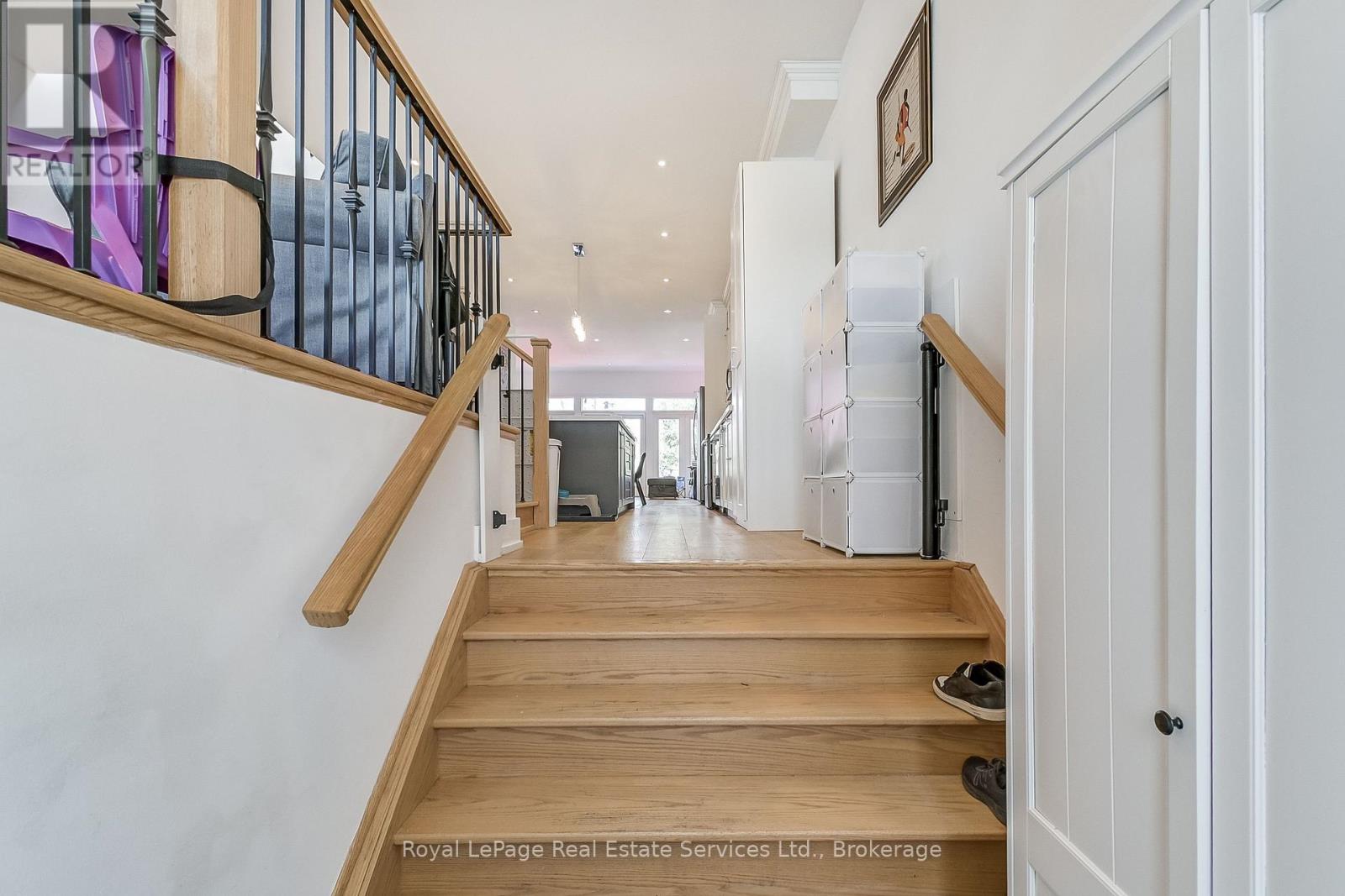 176 LEYTON AVENUE - Photo 5 of 37, Toronto (Oakridge), Ontario