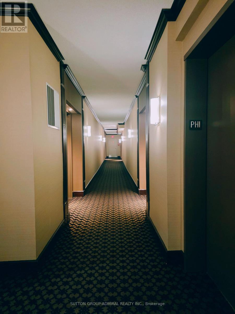 PH101 - 101 SUBWAY CRESCENT - Photo 3 of 43, Toronto (Islington-City Centre West), Ontario