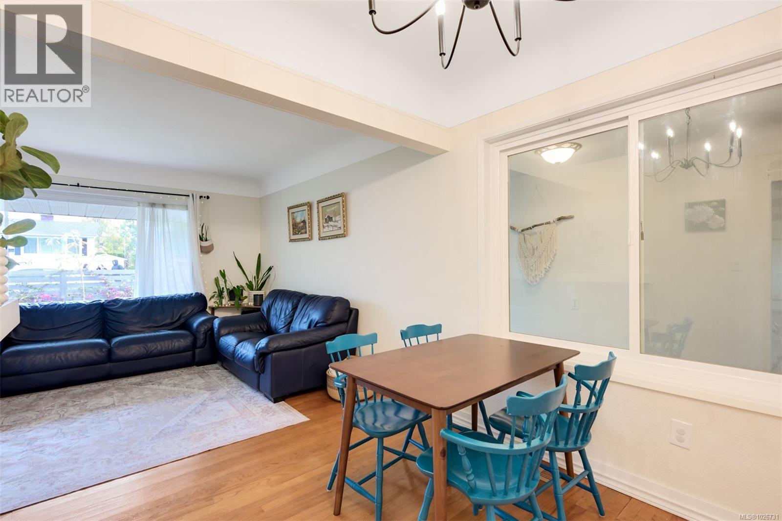  1680 Sheridan Avenue, Saanich