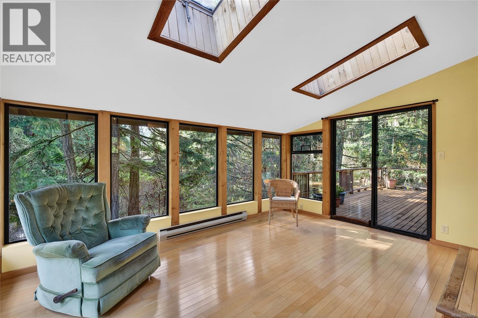  274 Trincomali Heights, Salt Spring