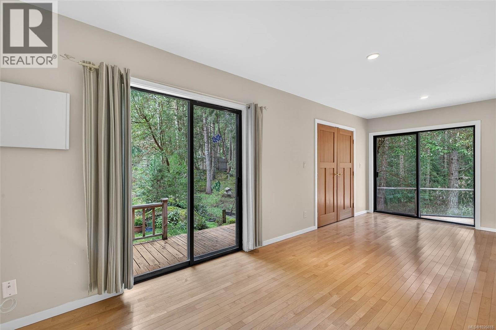  274 Trincomali Heights, Salt Spring