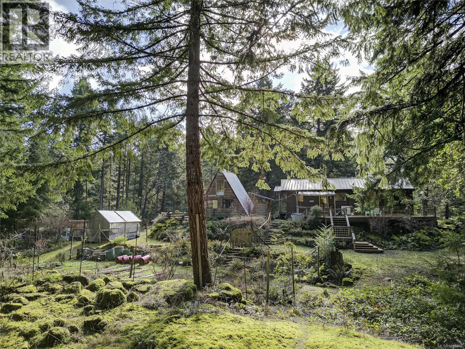 274 Trincomali Heights, Salt Spring