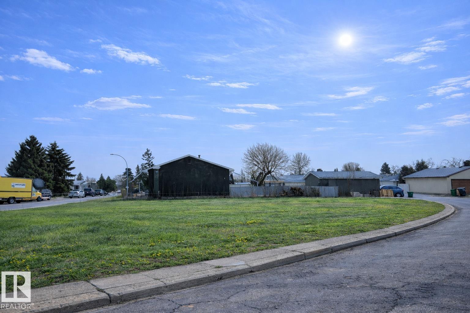 15236 94A ST NW, Edmonton