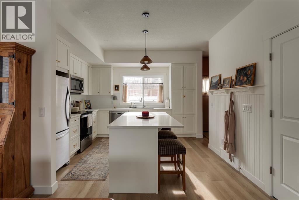 525 River Heights Drive, Cochrane