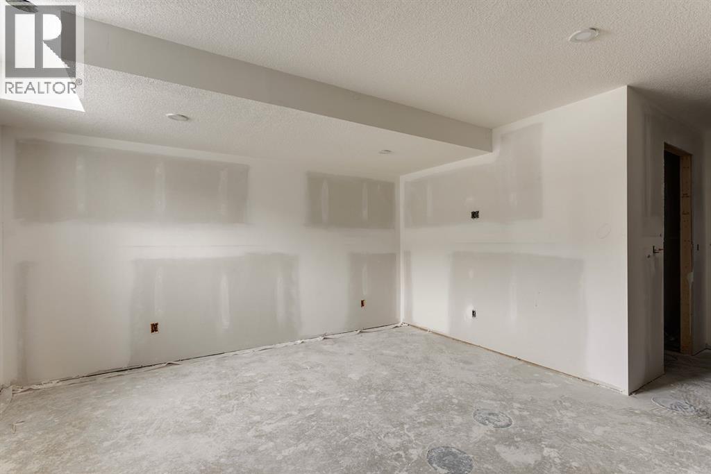 525 River Heights Drive, Cochrane