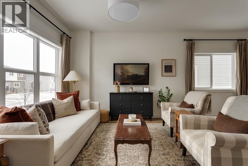 525 River Heights Drive, Cochrane