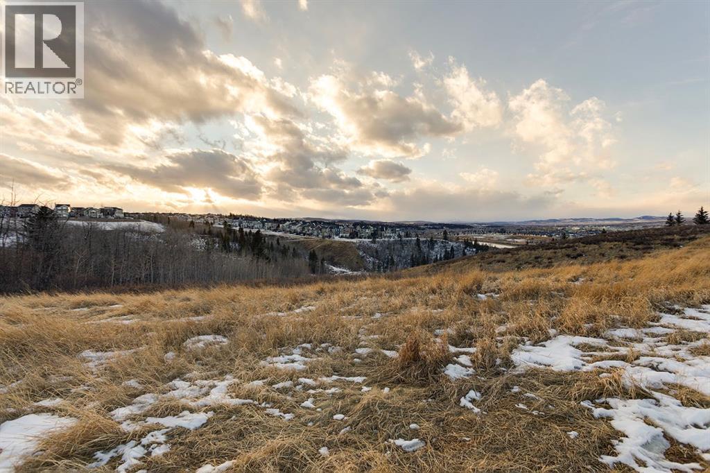 525 River Heights Drive, Cochrane