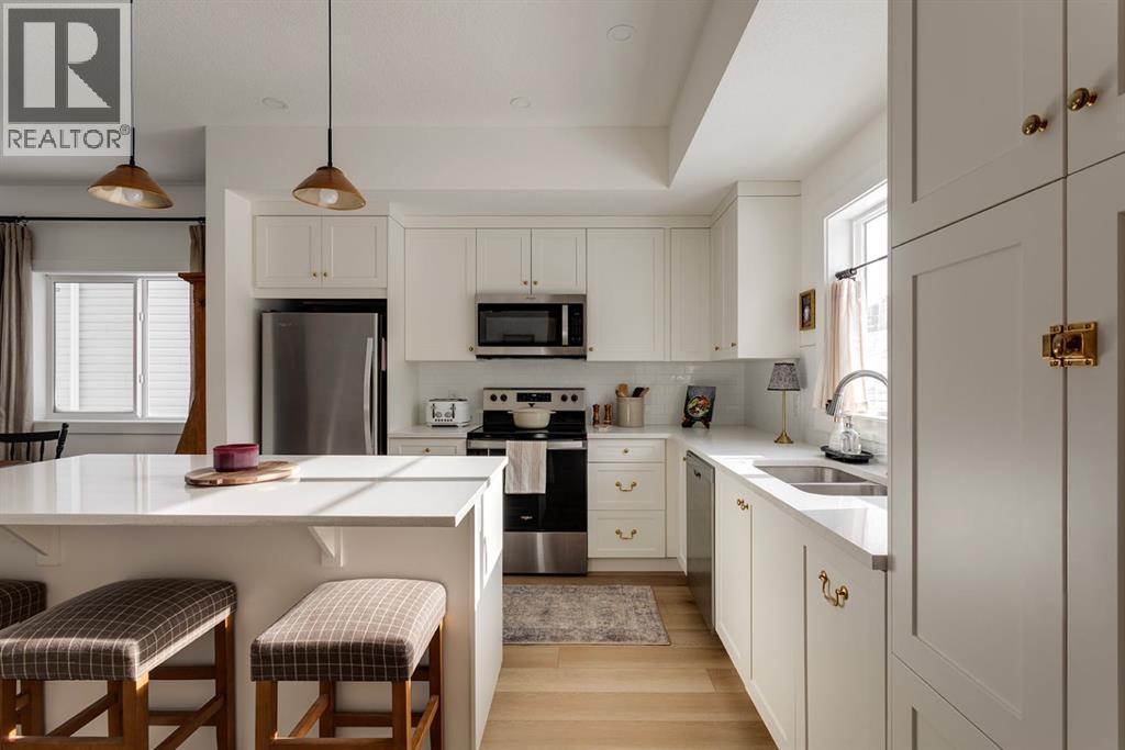 525 River Heights Drive, Cochrane