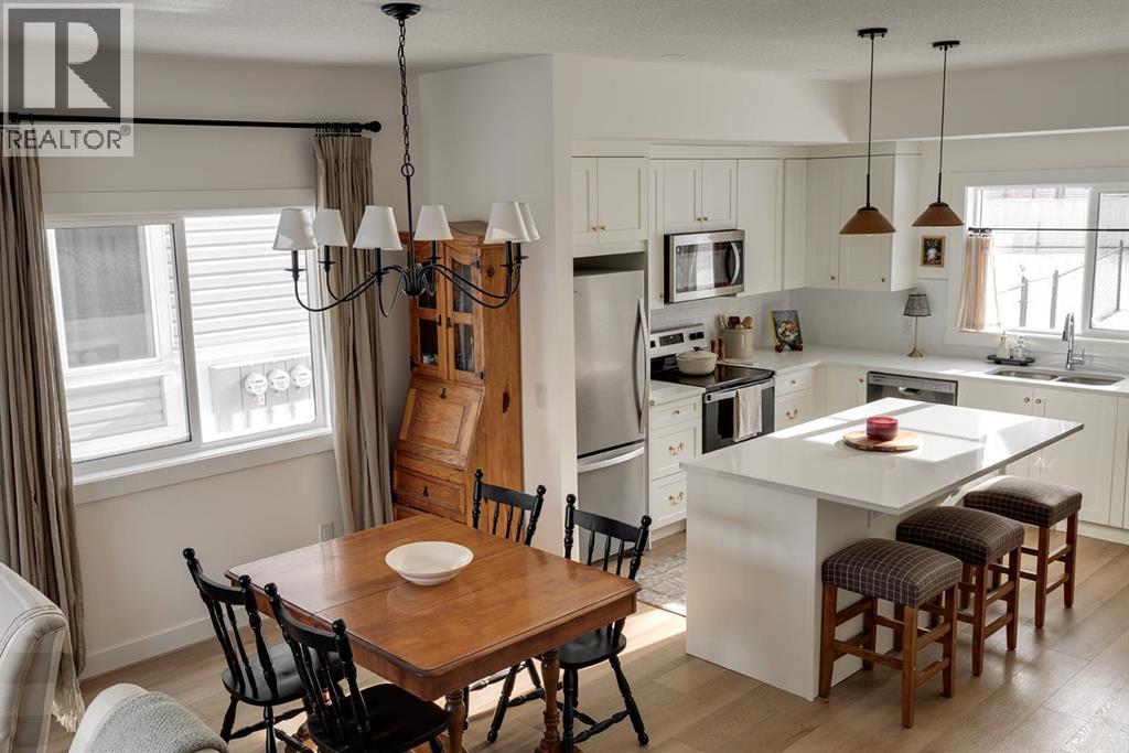 525 River Heights Drive, Cochrane