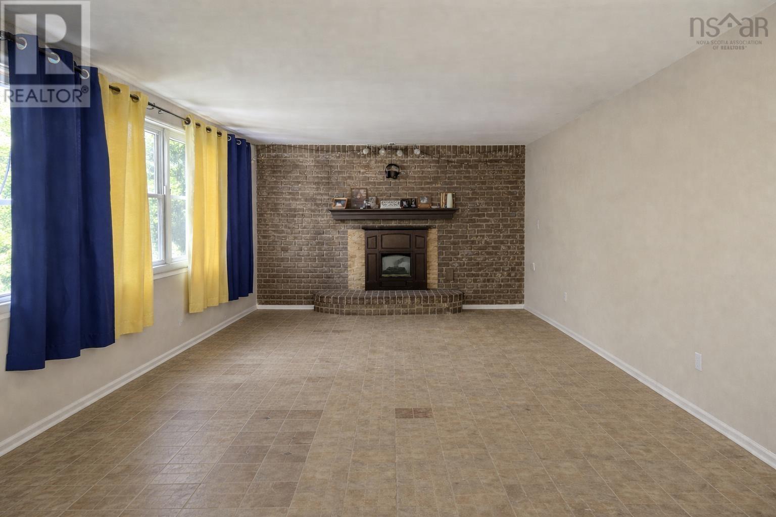 Property 4 of 37 of 6515 Highway 3