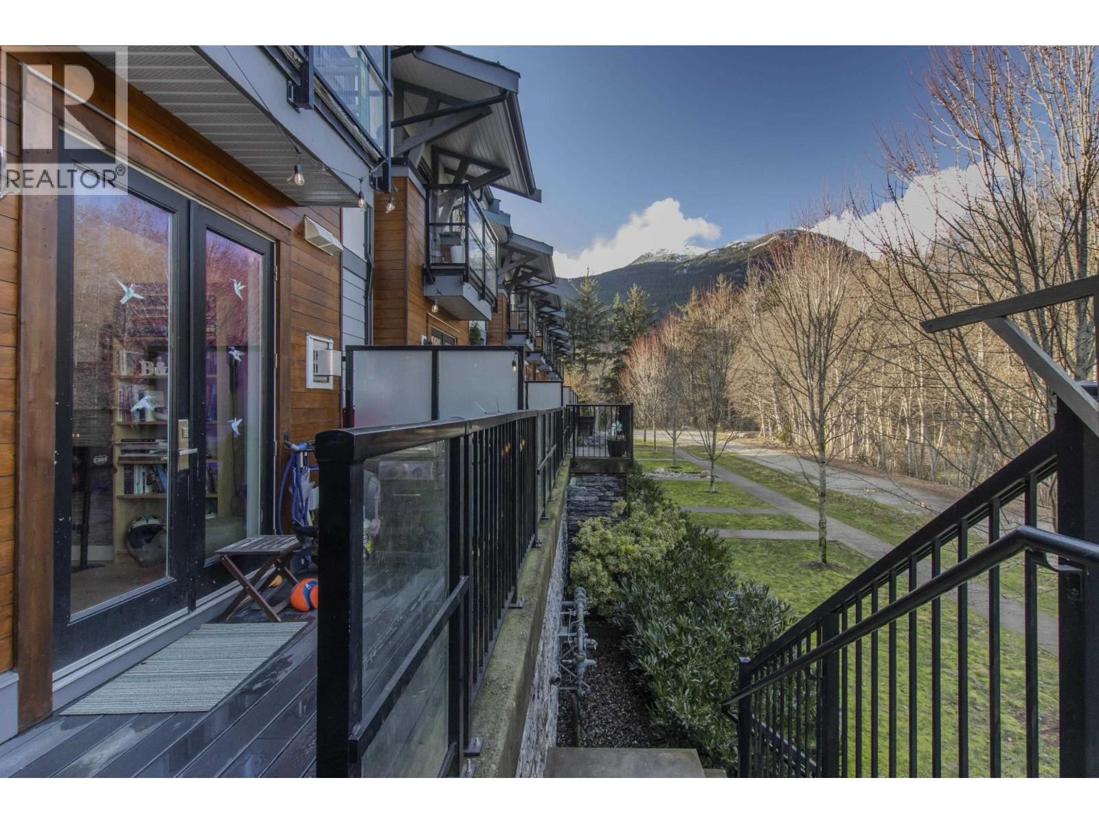 40 1188 MAIN STREET, Squamish