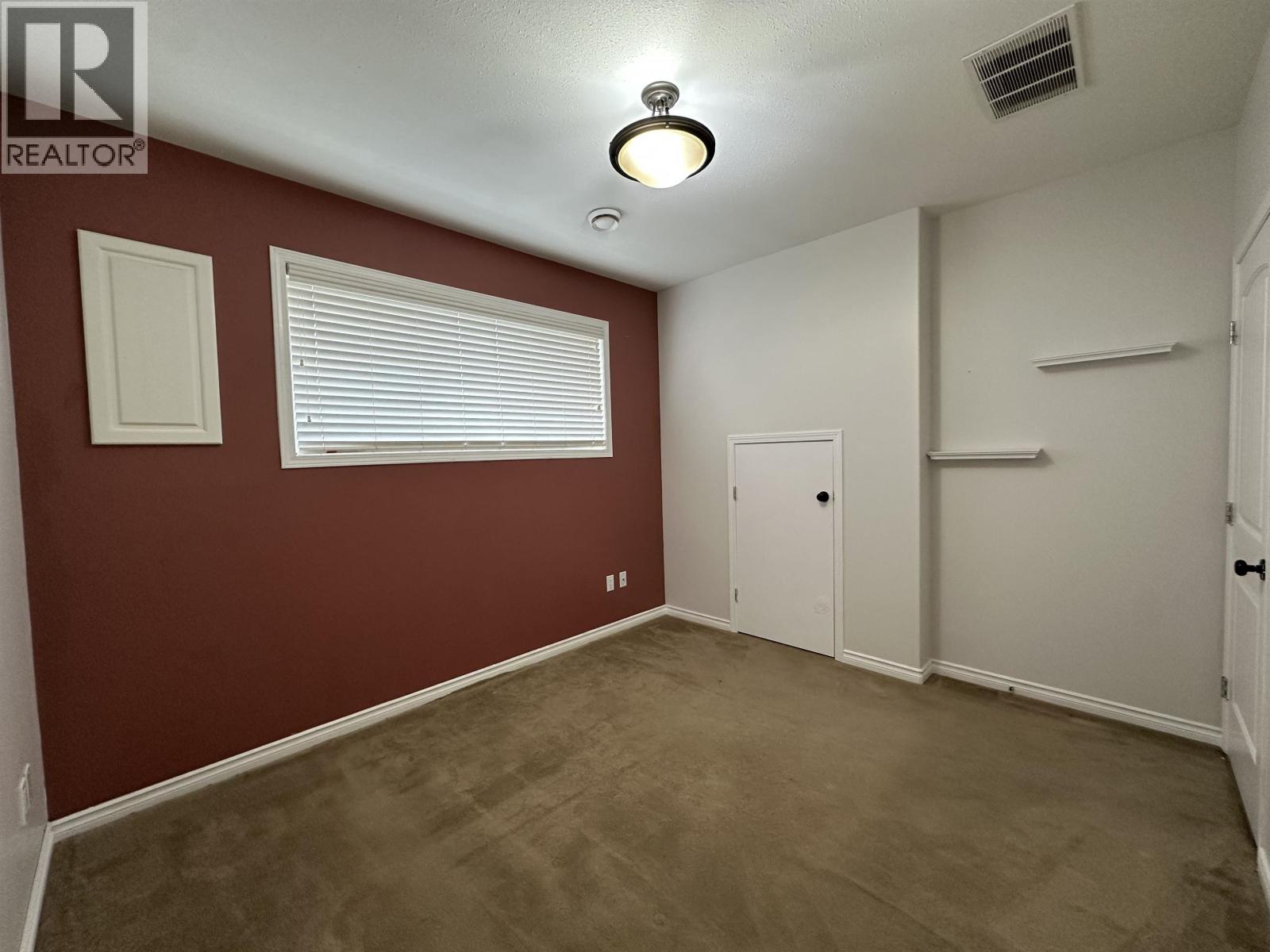 8413 87 STREET - 19