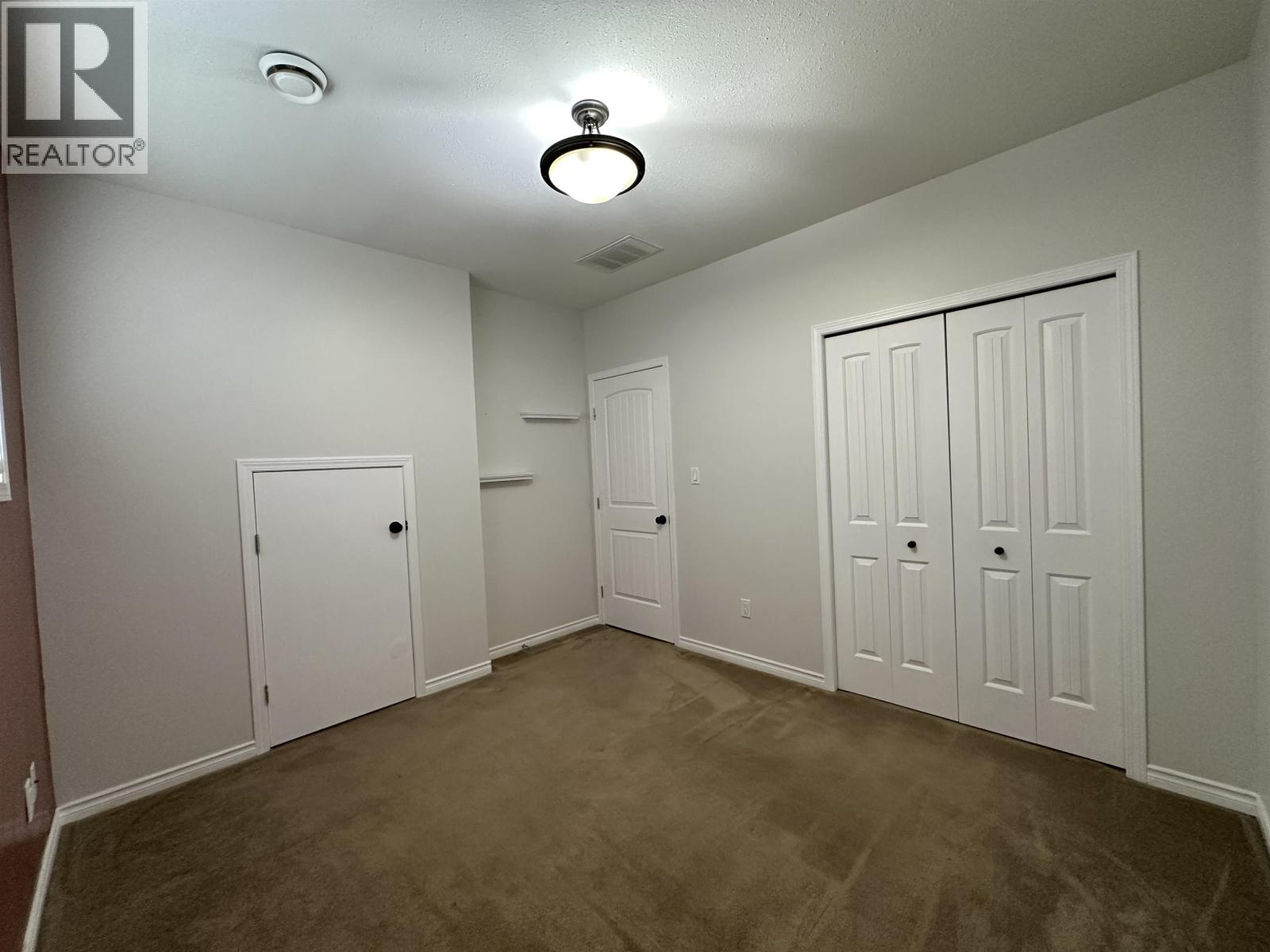 8413 87 STREET - 20