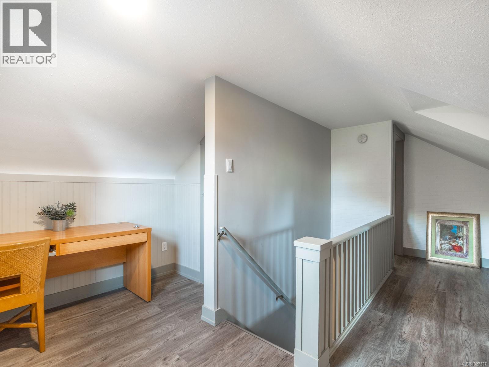 7261 LANTZVILLE RD - 12