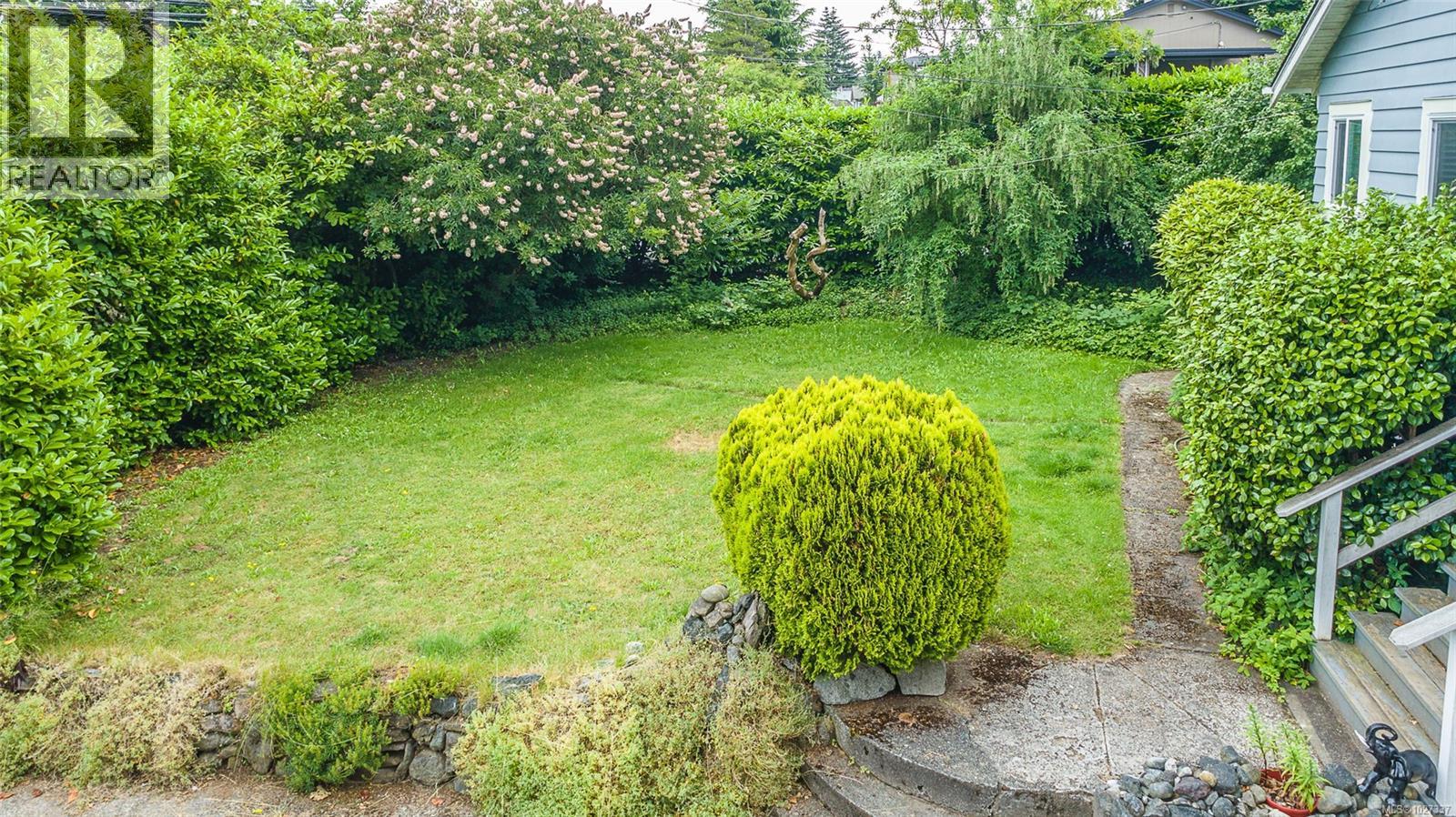 7261 LANTZVILLE RD - 38