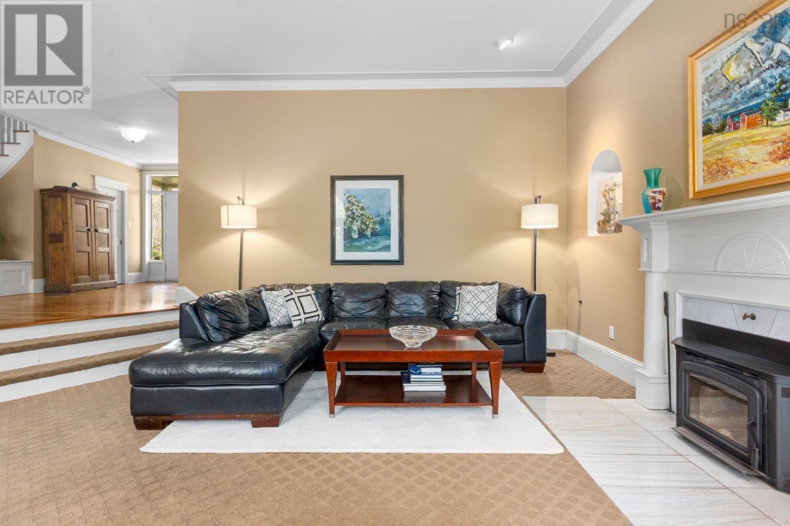 Property 5 of 47 of 20 Oakley Avenue