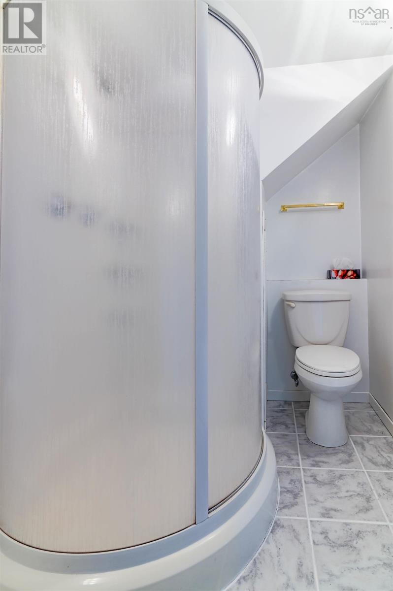 Property 34 of 49 of 4022 Aylesford Rd