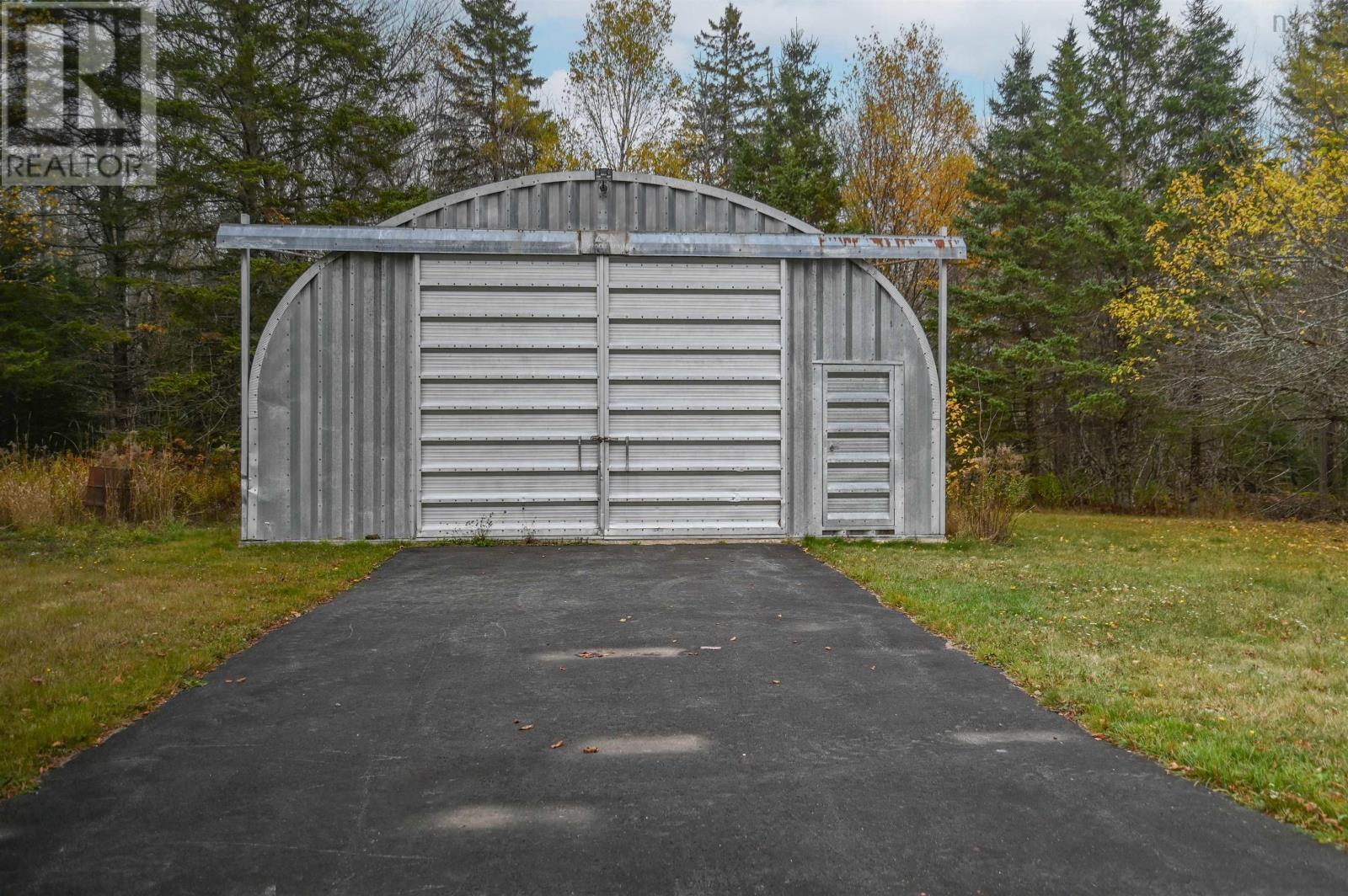 Property 46 of 49 of 4022 Aylesford Rd