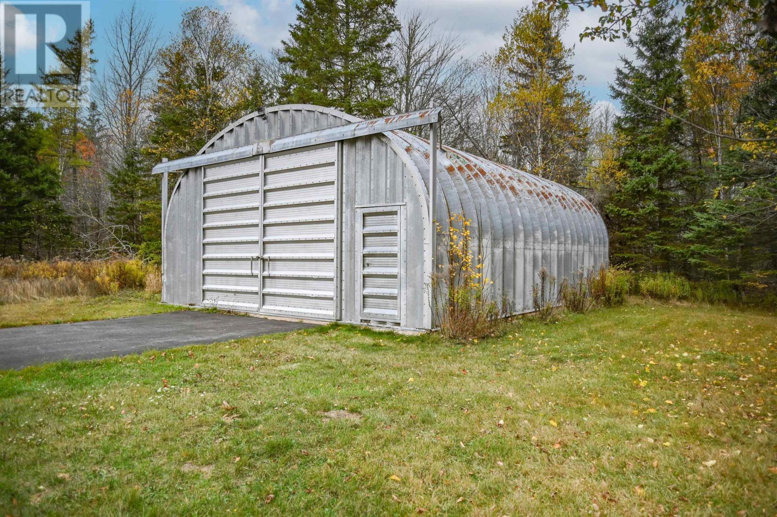 Property 49 of 49 of 4022 Aylesford Rd