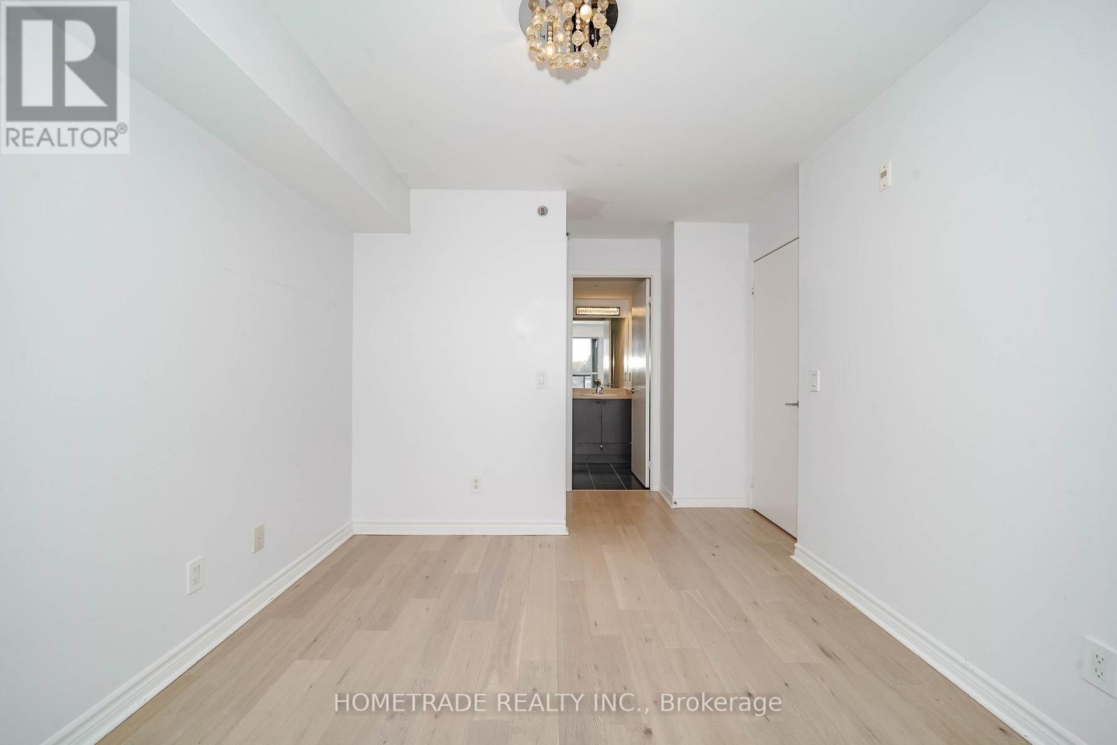310 – 35 SARANAC BOULEVARD,Toronto (Englemount-Lawrence),,